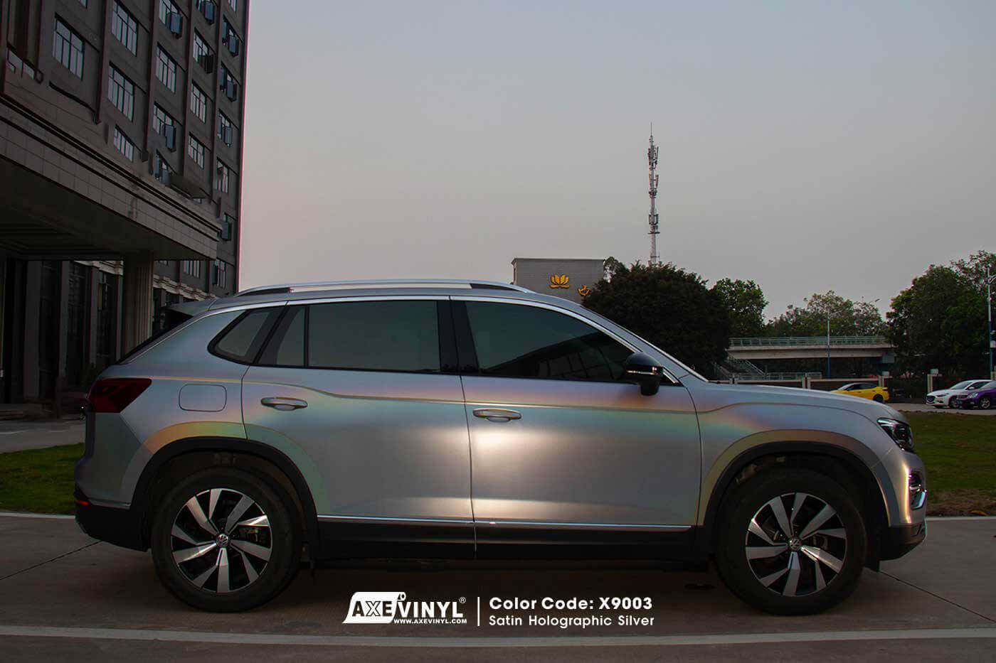 عکس محصول کاور بدنه نقره ای هولوگرافیک ساتن (کهکشانی)