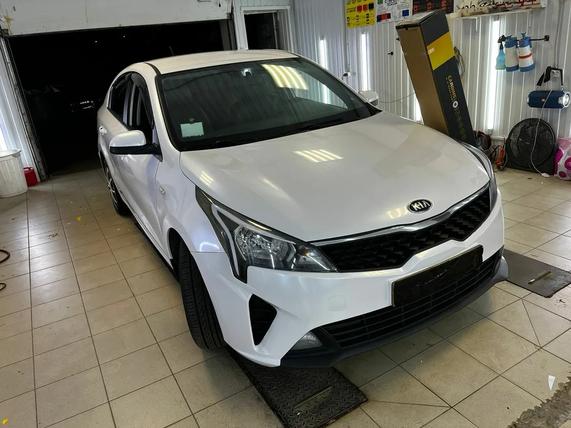 عکس محصول کاور بدنه سفید صدفی براق