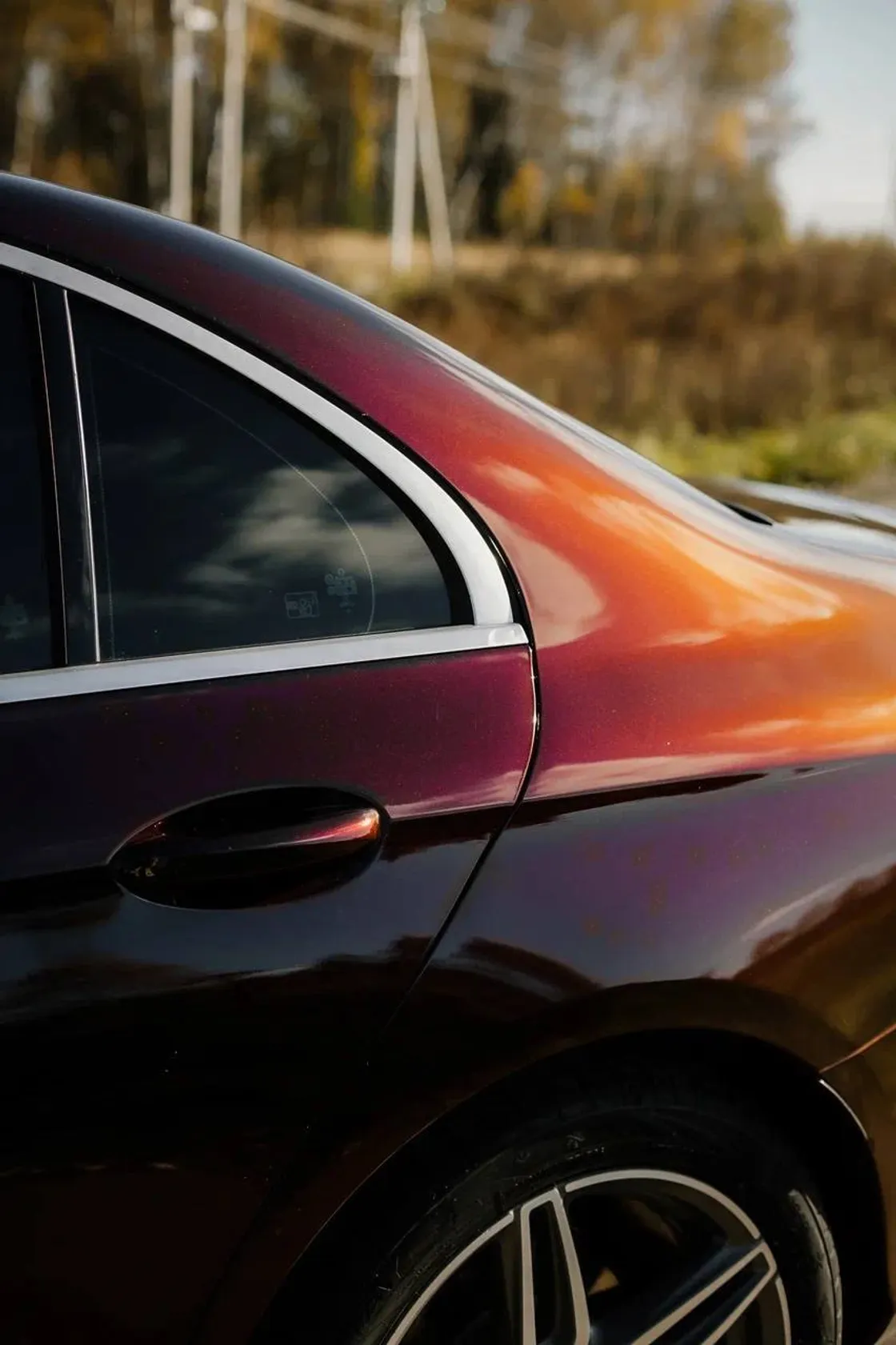 عکس محصول کاور بدنه مشکی قرمز متالیک PET