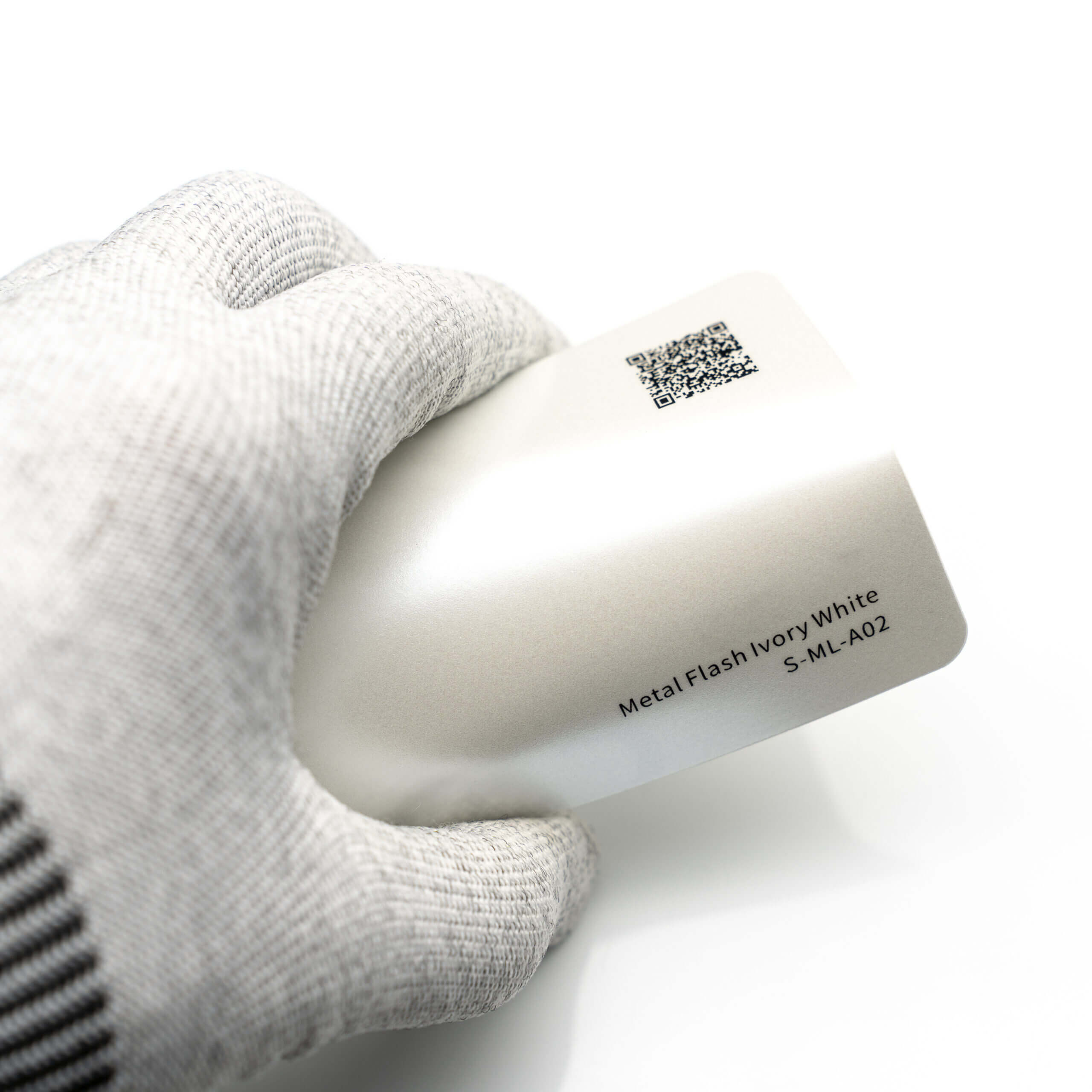 عکس محصول کاور بدنه سفید صدفی متال فلش ساتن