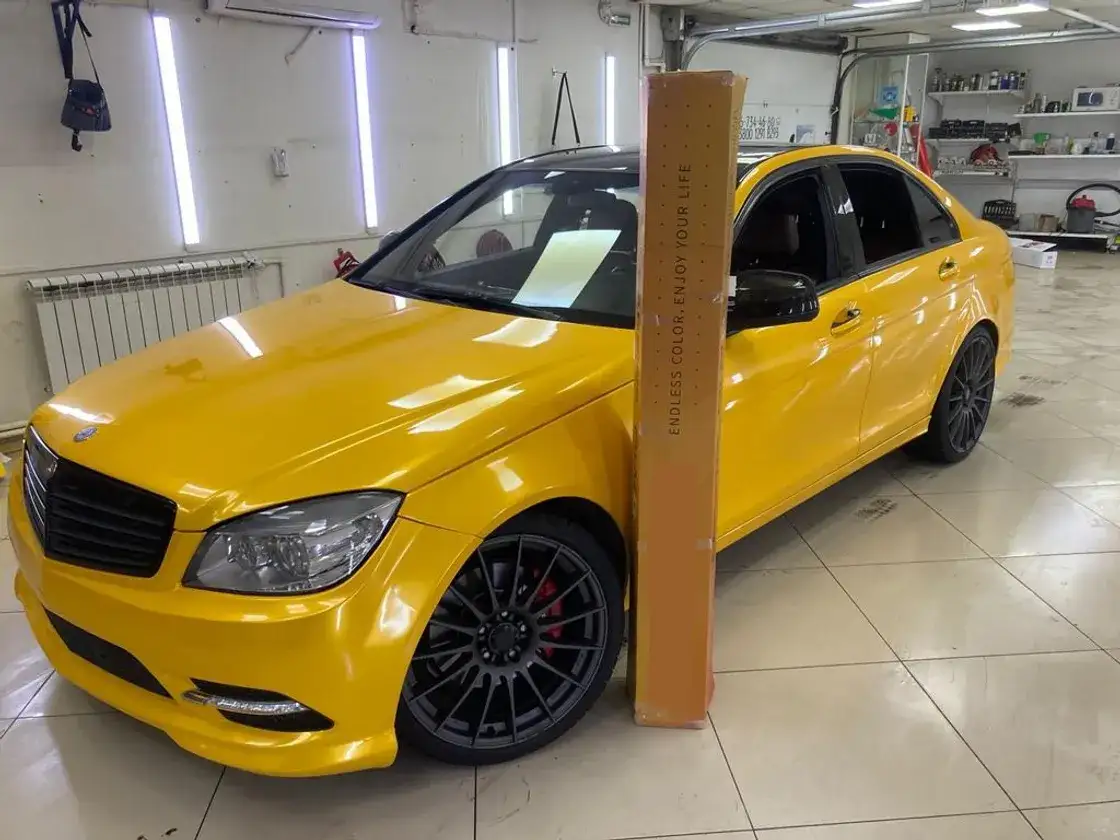 عکس محصول کاور بدنه زرد متالیک براق