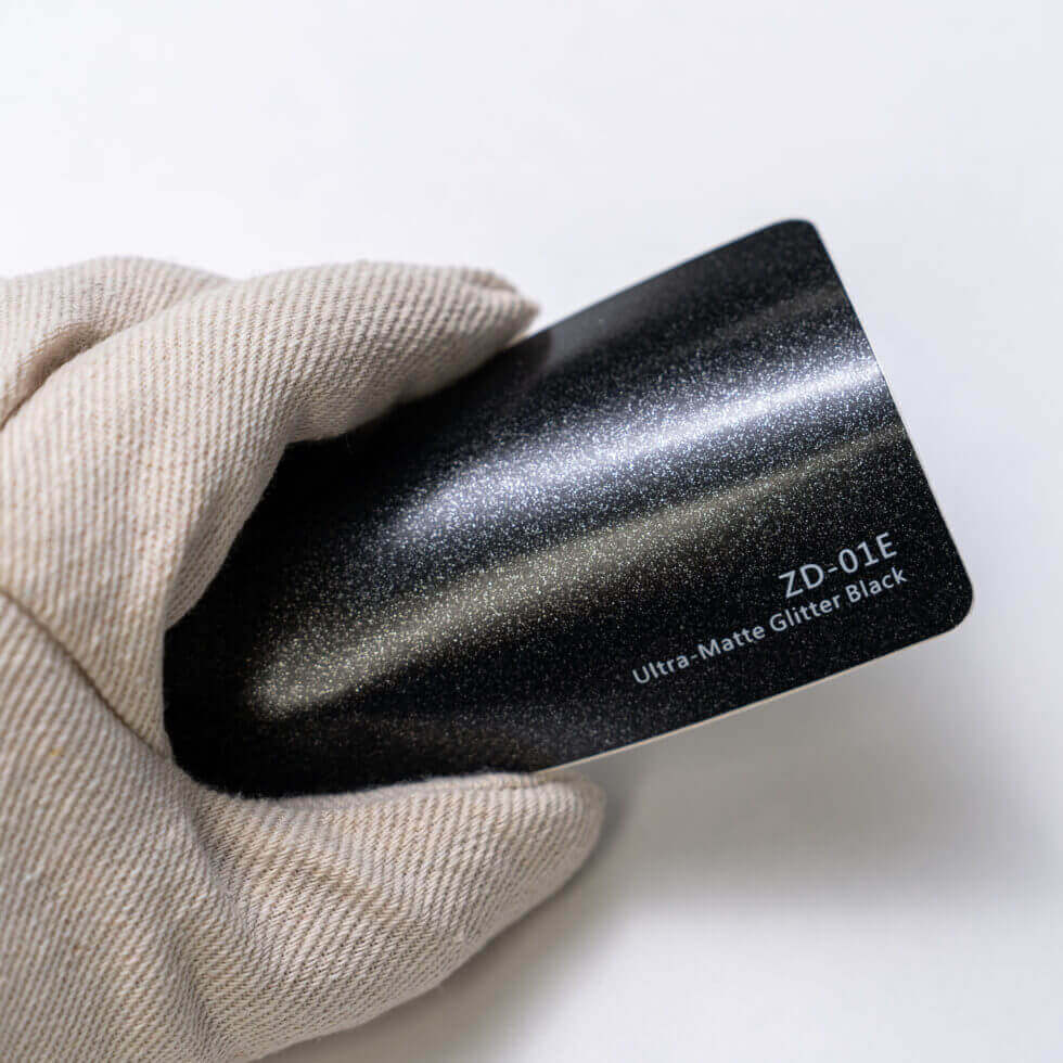 عکس کاور بدنه مشکی اکلیلی الترا مات